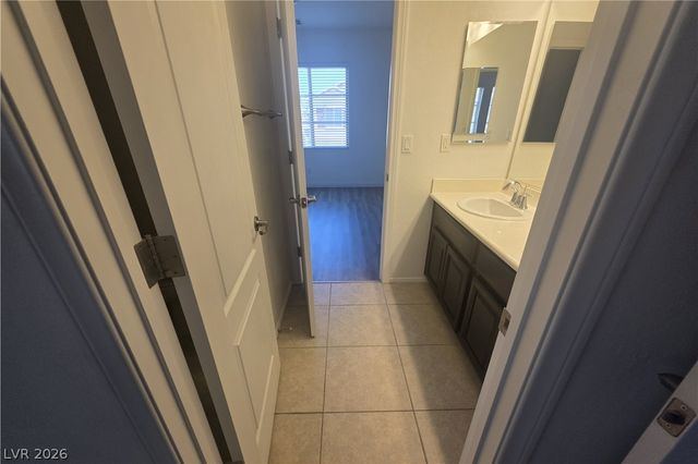 3385 Graceful Orchid Street, Las Vegas, NV 89117