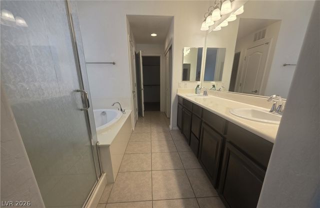 3385 Graceful Orchid Street, Las Vegas, NV 89117