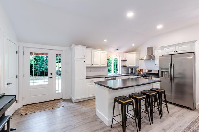 455 Turnpike Road, Sharon, NH 03452