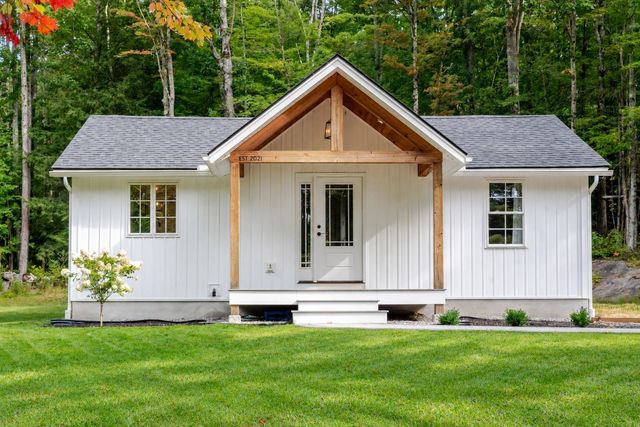 455 Turnpike Road, Sharon, NH 03452