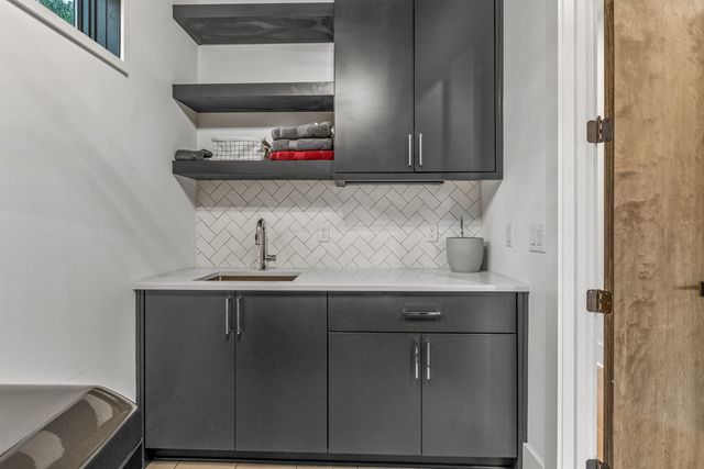 4303A Utah Ave, Nashville, TN 37209