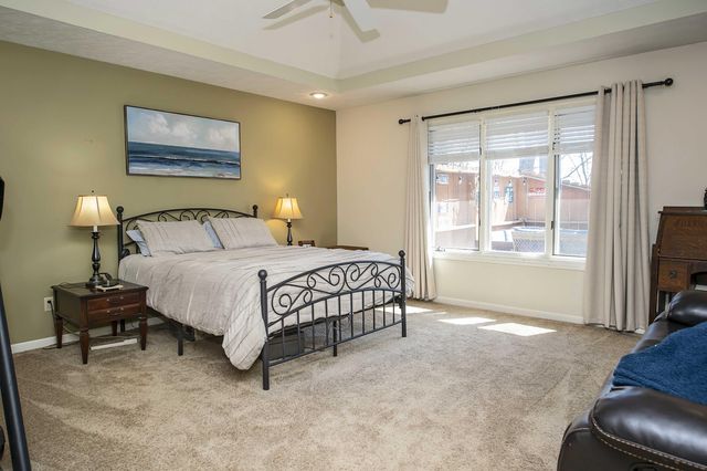 3834 E Stanford Street, Springfield, MO 65809