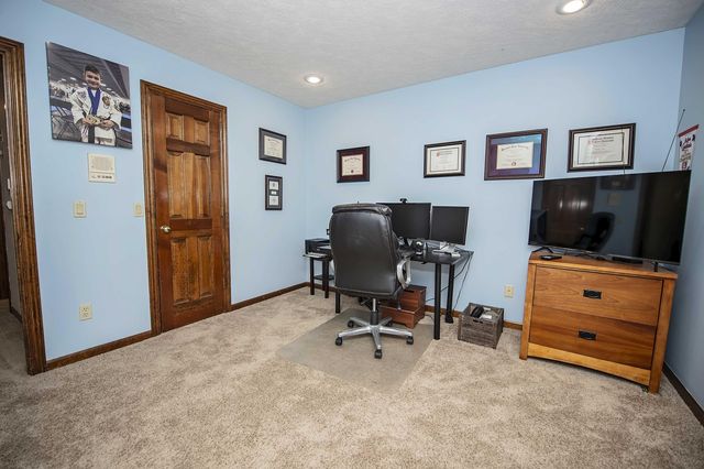 3834 E Stanford Street, Springfield, MO 65809