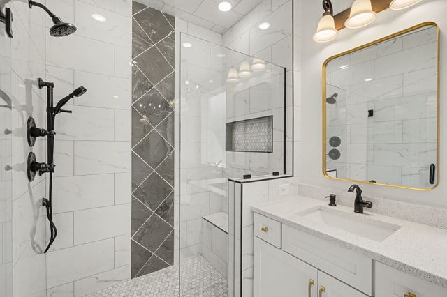 2487 Tom Austin Hwy, Greenbrier, TN 37073