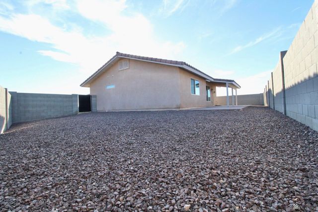 12390 E Calle La Primera, Yuma, AZ 85367