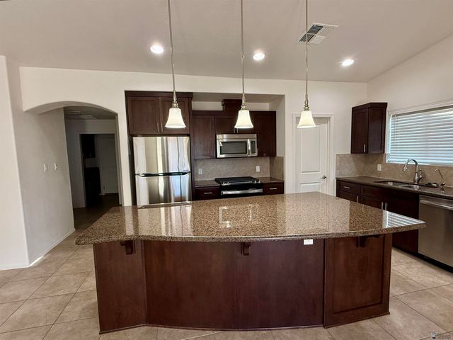 12390 E Calle La Primera, Yuma, AZ 85367