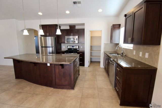 12390 E Calle La Primera, Yuma, AZ 85367