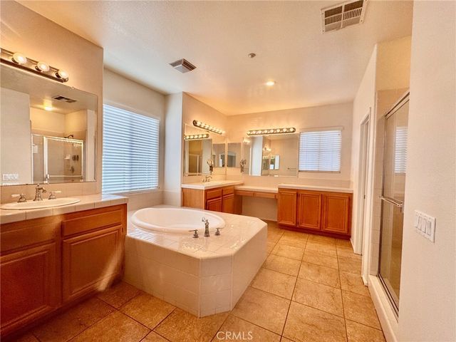 6274 S Kingsmill Court, Fontana, CA 92336