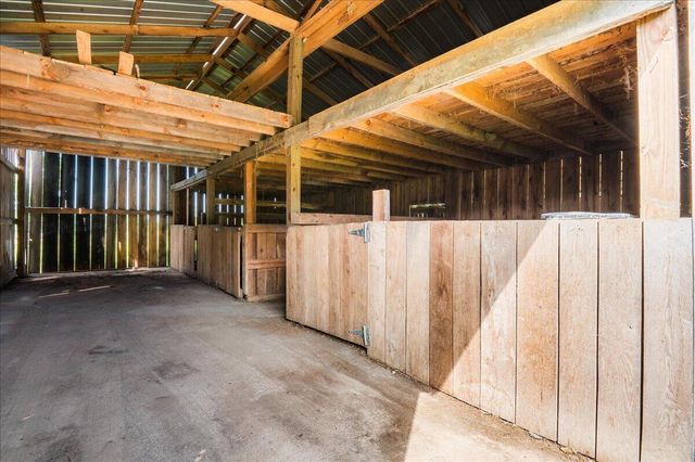 2311 Kentucky 3630, Tyner, KY 40486