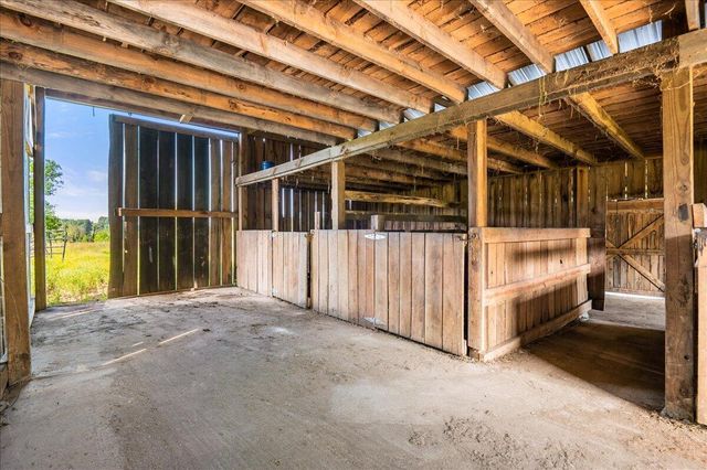 2311 Kentucky 3630, Tyner, KY 40486