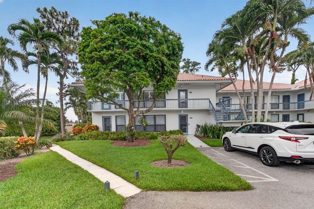 4084 N Quail Ridge Drive Unit B, Boynton Beach, FL 33436