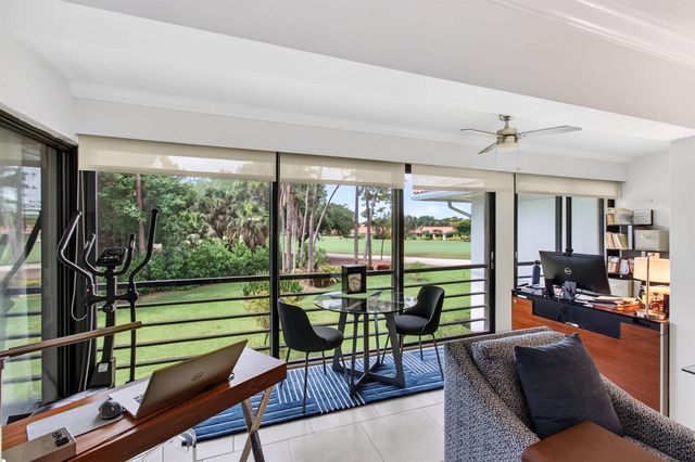 4084 N Quail Ridge Drive Unit B, Boynton Beach, FL 33436