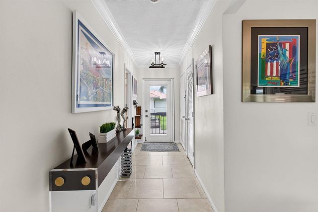 4084 N Quail Ridge Drive Unit B, Boynton Beach, FL 33436