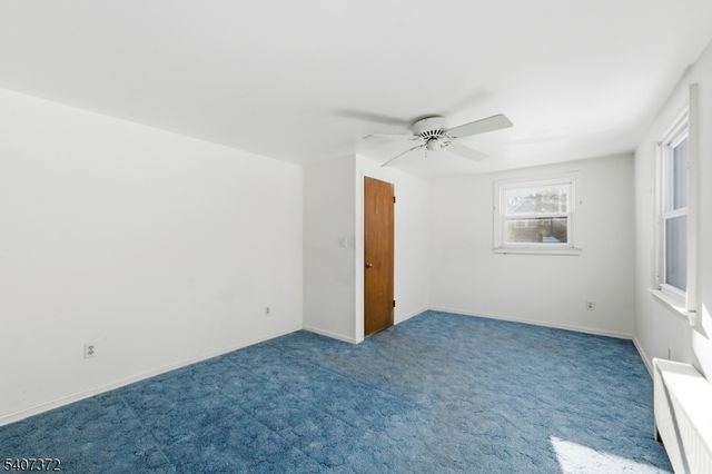 30 Reynolds Ave, Parsippany-troy Hills Twp., NJ 07054