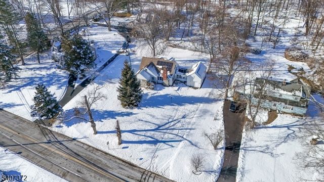 30 Reynolds Ave, Parsippany-troy Hills Twp., NJ 07054