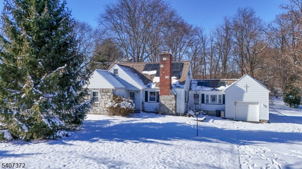 30 Reynolds Ave, Parsippany-troy Hills Twp., NJ 07054 — photo 2