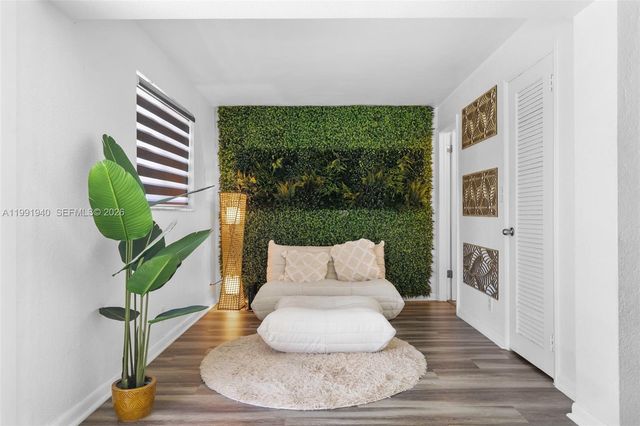 5920 NE 2nd Ter, Oakland Park, FL 33334