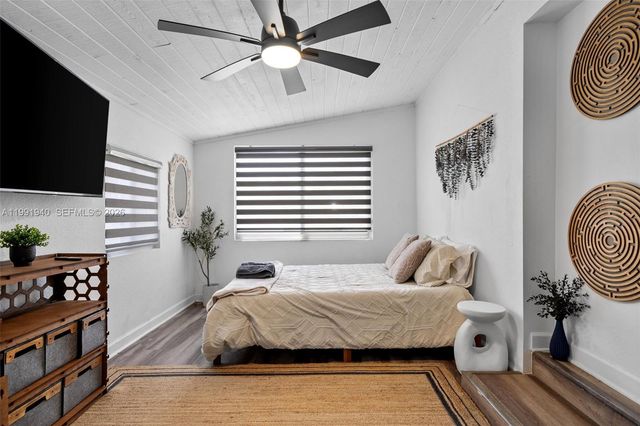 5920 NE 2nd Ter, Oakland Park, FL 33334