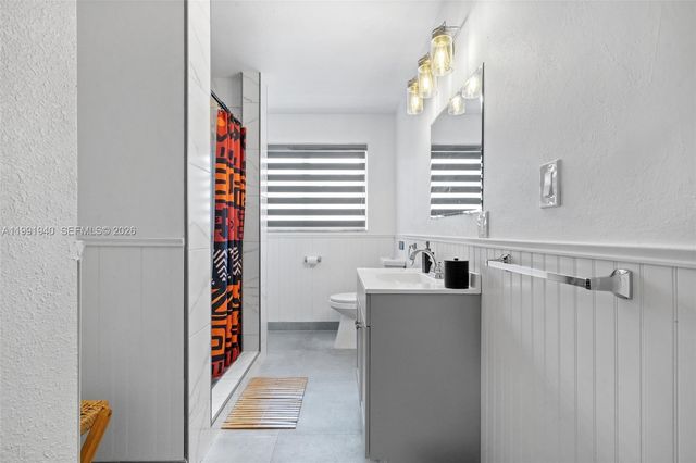 5920 NE 2nd Ter, Oakland Park, FL 33334