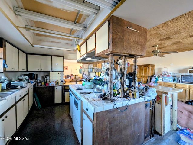 590 N San Pedro Street E, Benson, AZ 85602