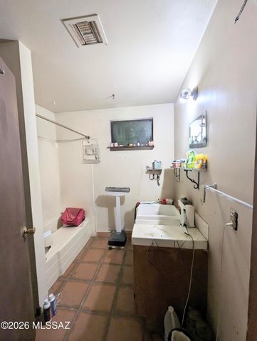 590 N San Pedro Street E, Benson, AZ 85602