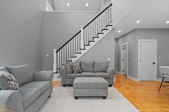 42 Smoke Rise Road, New Hampton, NH 03256