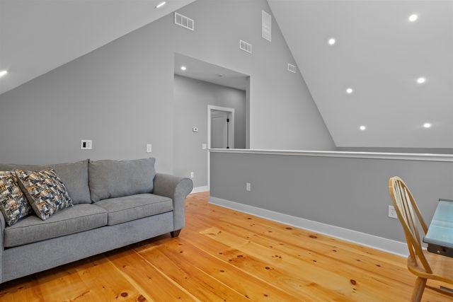 42 Smoke Rise Road, New Hampton, NH 03256