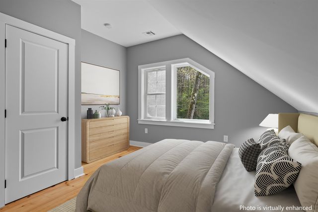 42 Smoke Rise Road, New Hampton, NH 03256