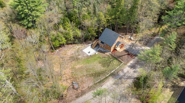 42 Smoke Rise Road, New Hampton, NH 03256