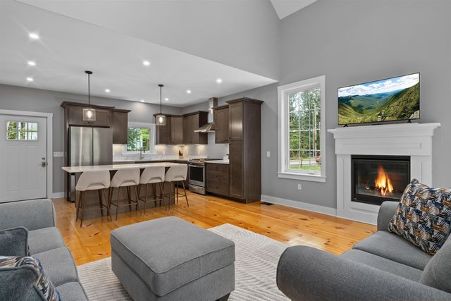42 Smoke Rise Road, New Hampton, NH 03256