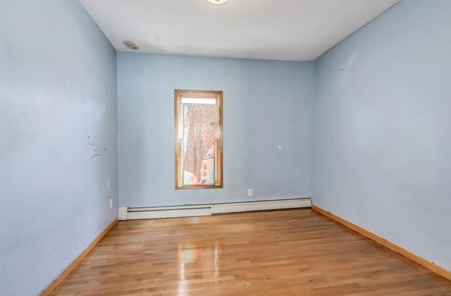 300 Baker Street E, Saint Paul, MN 55107