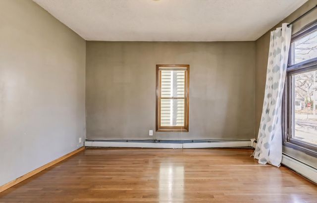 300 Baker Street E, Saint Paul, MN 55107