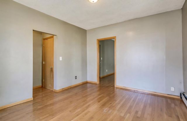 300 Baker Street E, Saint Paul, MN 55107