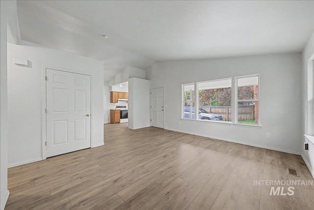 2984 N 26th St, Boise, ID 83702