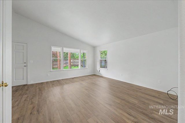 2984 N 26th St, Boise, ID 83702