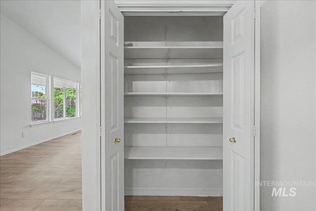 2984 N 26th St, Boise, ID 83702