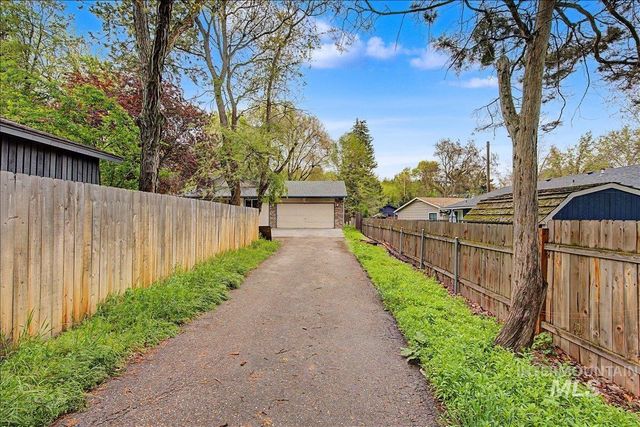 2984 N 26th St, Boise, ID 83702