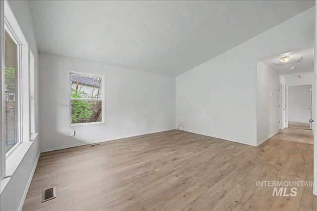 2984 N 26th St, Boise, ID 83702