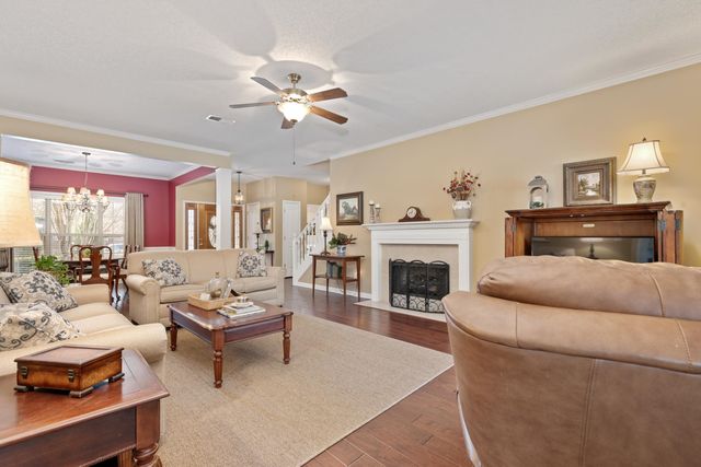 4338 DALTON DOWNS DR, Bartlett, TN 38135