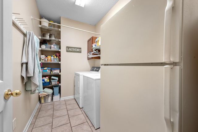 4338 DALTON DOWNS DR, Bartlett, TN 38135