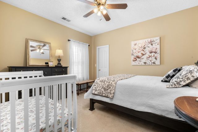 4338 DALTON DOWNS DR, Bartlett, TN 38135