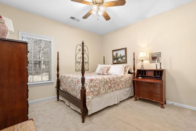 4338 DALTON DOWNS DR, Bartlett, TN 38135