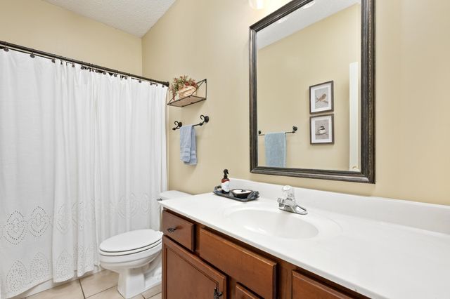 4338 DALTON DOWNS DR, Bartlett, TN 38135