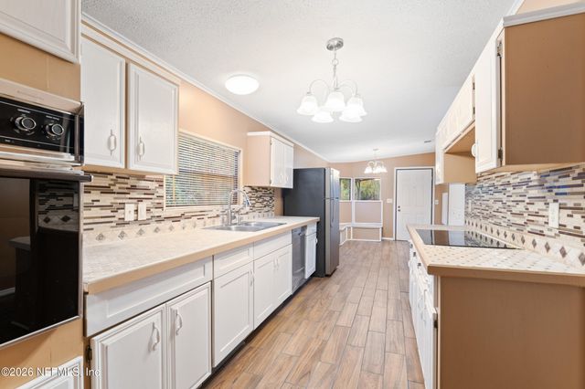 418 COVE Drive, Satsuma, FL 32189