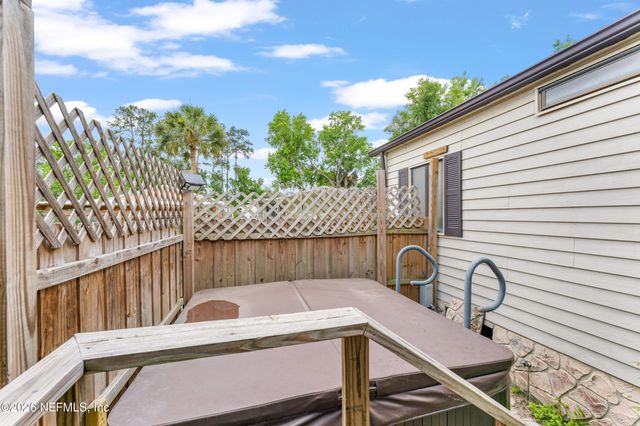 418 COVE Drive, Satsuma, FL 32189