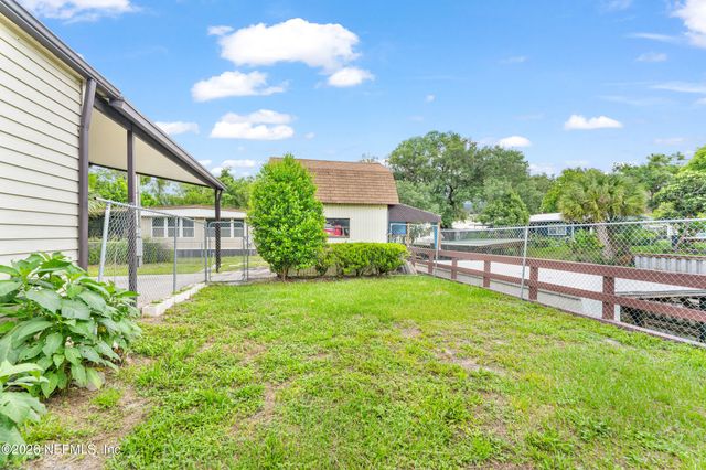 418 COVE Drive, Satsuma, FL 32189
