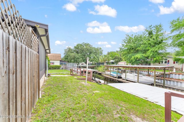 418 COVE Drive, Satsuma, FL 32189