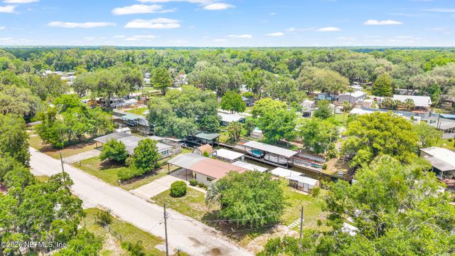 418 COVE Drive, Satsuma, FL 32189