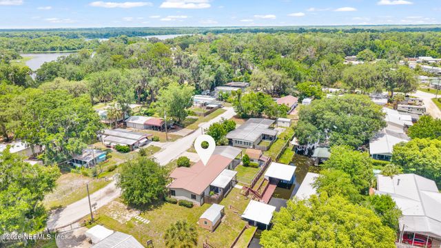 418 COVE Drive, Satsuma, FL 32189