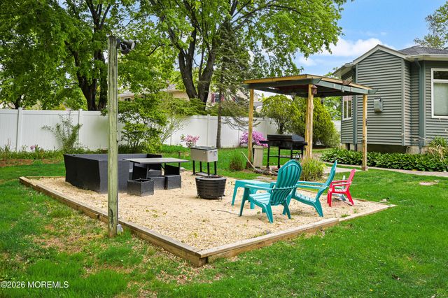 76 Swimming River Road, Lincroft, NJ 07738